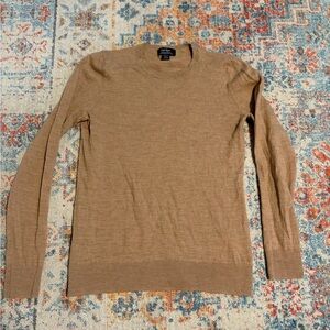Lord & Taylor crewneck 100% merino wool sweater